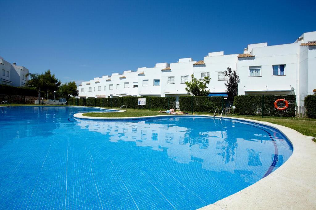 Intersalou Cumbres Салоу